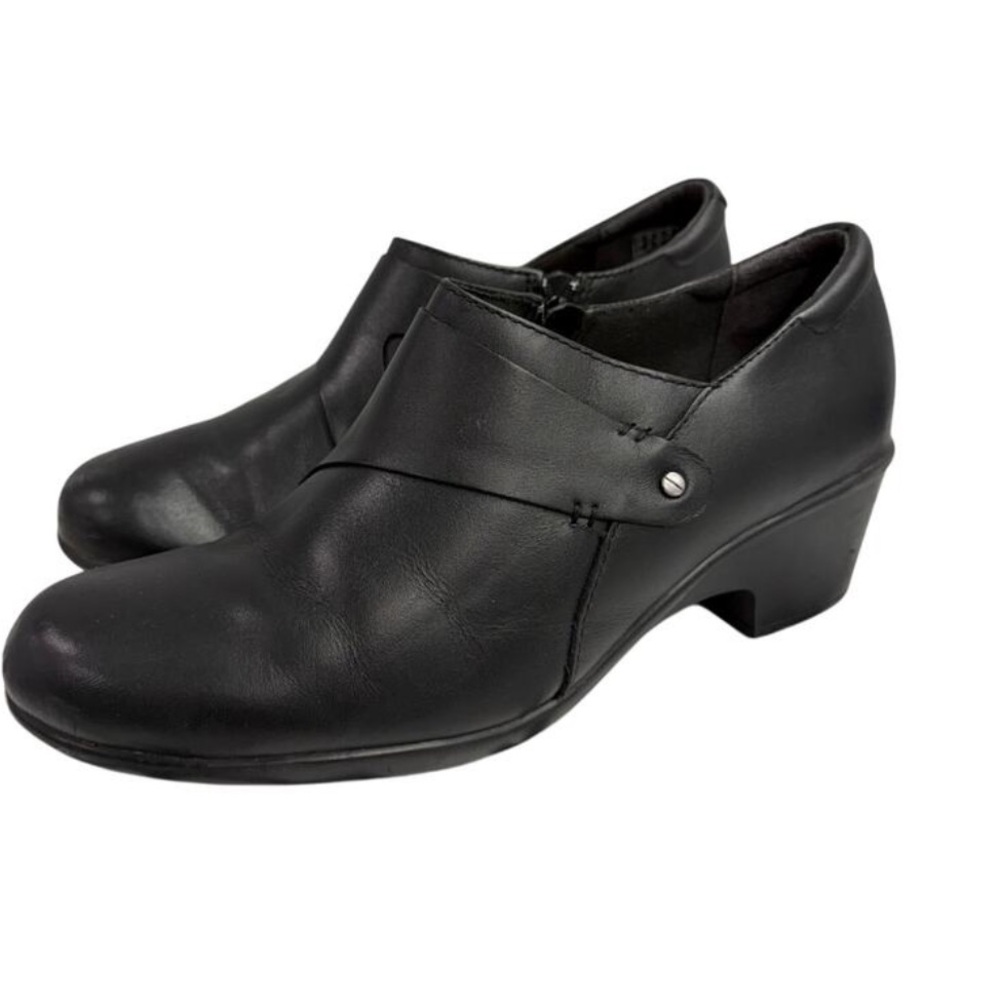 Clarks Women's  Warren Boot Size 11 # Box A50